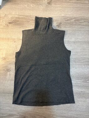 Talbots grey turtleneck sleevless sweater